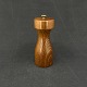 Height 13.5 cm.
Beautiful 
pepper grinder 
from the 1960s 
in solid teak 
wood.
The grinder is 
...