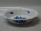 1 pcs in stock 
1st
Royal 
Copenhagen Blue 
FLower Angular. 
8632-10 Oval 
salad bowl 6 x 
24 cm ...