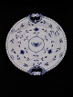 Royal 
Copenhagen blue 
fluted half 
lace dish 1/666 
1st assortment 
D. 28.5 cm. 
subject no. 
566745