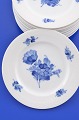Royal 
Copenhagen 
porcelain. Blue 
flower braided 
Royal 
Copenhagen, 
Plate no. 
10-8092. 
Diameter 16 ...