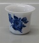 Royal 
Copenhagen Blue 
FLower Angular 
8619-10  Lille 
bæger 6 cm In 
mint and nice 
condition