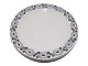 Royal 
Copenhagen  
Nucella, dinner 
plate.
The factory 
mark tells, 
that these were 
produced ...