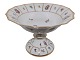 Royal 
Copenhagen 
Henriette, bowl 
on stand.
The factory 
mark shows, 
that this was 
produced ...