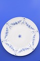 "Empire" Bing & 
Grondahl 
porcelain. B&G 
Empire, Large 
serving dish, 
Diameter 31.5 
cm. 12 3/8 ...