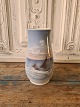 B&G vase 
decorated with 
ship on open 
sea 
No. 1302/6211, 
Factory first
Height 17,5 
cm.