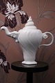 Royal 
Copenhagen 
White Triton 
coffee pot. 
Design Arje 
Griegst.
Decoration 
number: 14181. 
...