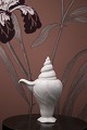 Royal 
Copenhagen 
cream jug in 
White Triton. 
Design Arje 
Griegst.
Decoration 
number: 14175. 
...