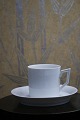 Royal 
Copenhagen 
white chocolate 
cup with 
Juliane Marie 
brand on the 
bottom. 2.sort. 
Cup H: ...