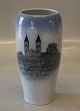 4686 RC Vase 17 
cm Viborg 
Cathedral Royal 
Copenhagen  In 
mint and nice 
condition