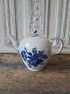 Royal 
Copenhagen Blue 
Flower teapot 
No. 143, 
Factory second 
Height 16.5 
cm. Length 24.5 
cm.