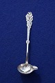 Tang sølvtøj 
sølvbestik i 
tretårnet sølv. 

Flødeske fra 
år 1923 i pæn, 
brugt stand.
L ...
