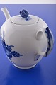 Royal 
Copenhagen 
porcelain. Blue 
flower braided 
Royal 
Copenhagen, 
teapot no. 
10-8244. 100.0 
cl. ...