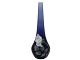 Slank Bing & 
Grøndahl 
mørkeblå Art 
Nouveau vase.
Af 
fabriksmærket 
ses det, at 
denne er ...