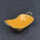 Length 28 cm.
Width 16 cm.
Oval bread 
tray in metal 
with original 
yellow paint 
and nicely ...