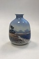 Lyngby 
Porcelain Vase 
with Landscape 
No. 150-2/94 
Mesaures 18 cm 
/ 7.09 in.