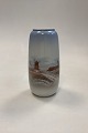 Lyngby 
Porcelain Vase 
with Mill No. 
130-2/93 
Measures 18 cm 
/ 7.08 in.
