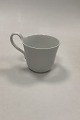 Bing and 
Grøndahl White 
High Handle Cup 
No 487
Measures 10cm 
dia x 8,5cm 
high / 3.94 
inch x ...