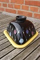 Beautiful and 
well-maintained 
cheese keeper 
of Swedish 
faience.
Black cover 
with decoration 
on ...