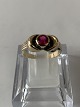 Women's ring 
with red stone 
in 14 carat 
gold
Stamped 585 HS
Size 56
Nice and well 
maintained ...