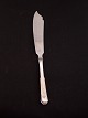 Hans Hansen no. 
8  cake knife 
28 cm. sterling 
silver and 
steel item no. 
585277