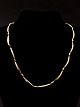 14 carat gold 
necklace 41 cm. 
with 15 links 
subject no. 
585936