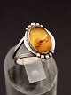 Sterling silver 
vintage ring 
size 53 with 
amber item no. 
586595