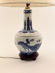 Oriental lamp 
with shade, 
height 68 cm. 
20.c. Item No. 
586634