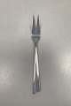 Annette Krone 
silver plate 
Meat Fork
Measures 22cm 
/ 8.66 inch