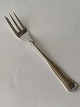 Cake fork 
#Double fluted 
Silver spot
Length 15.1 cm
Nice and 
polished 
condition
See our ...