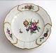 Royal 
Copenhagen. 
Saxon flower 
dinner plate. 
Luxury edition. 
Diameter 23 cm. 
Model 1355. (1 
quality)