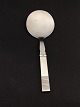 Georg Jensen 
Relief cake 
spade 20 cm. 
sterling silver 
and steel item 
no. 588159