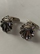 Cufflinks in 
silver
Stamped 830s m 
363
Height 21.67 
mm
Width 18.84 mm
Nice and well 
...