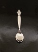 Georg Jensen 
Acanthus 
sterling silver 
salt spoon 6.5 
cm. Item No. 
588648