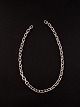 Strong sterling 
silver necklace 
50 cm. W. 0.9 
cm. weight 123 
grams item no. 
589525