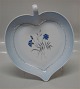 3 pcs in stock
Bing and 
Grondahl 
Demeter Blue 
Cornflower 199 
Leaf shaped 
dish, (large) 
23 cm ...
