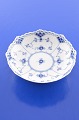 Royal 
Copenhagen 
porcelain. RC 
Blue fluted 
half lace. Cake 
dish on low 
foot, no. 511 . 
Height 6 ...