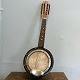 Johannes Adler 
Banjo