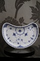 Royal 
Copenhagen Blue 
Fluted Half 
Lace half-moon 
shaped dish. 
Decoration 
number: 1/560. 
1.sort. ...