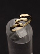 8 carat gold ring