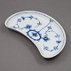 Royal 
Copenhagen,
Blue Fluted 
porcelain;
A small dish 
#154.
Third. L. 16,4 
cm. W. 9 ...