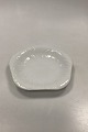 Royal 
Copenhagen 
White Triton 
Luncheon Plate 
No 14190(621). 
Measures 19.5 
cm / 7 43/64 
in.) ...