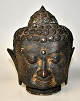 Antique Asian 
Buddha in cire 
perdue, bronze, 
18th - 19th 
century. H.: 16 
cm.