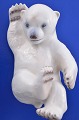 B&G porcelain 
figur, polar 
bear no. 2537  
Height 10.5 cm. 
Length 17.5 cm. 
 1. Quality, 
fine ...