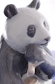 Royal Copenhagen figurine 662 Panda eating