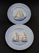 Bing & Grøndahl 
a pair of 
ship's plates 
D. 31 cm. Item 
No. 597714