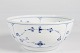 Royal 
Copenhagen - 
Blue Fluted 
Plain 
Large salad 
bowl no. 1/190
With stamp 
from the period 
...