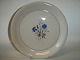 Bing & Grondahl 
Demeter White 
(Cornflower),
Round dish
Dek. No. 101
Diameter 24.5 
...