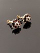 Gold-plated 830 
silver rings 
with garnets 
and small 
pearls D. 1.2 
cm. subject no. 
599560