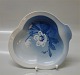 4 pcs in stock
Bing and 
Grondahl 
Christmas Rose 
042 Seashell 
bowl 20 cm 
Marked with the 
three ...