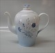 Bing and 
Grondahl 
Demeter Blue 
Cornflower 91 A 
Coffee pot 23 
cm  Marked with 
the three Royal 
...